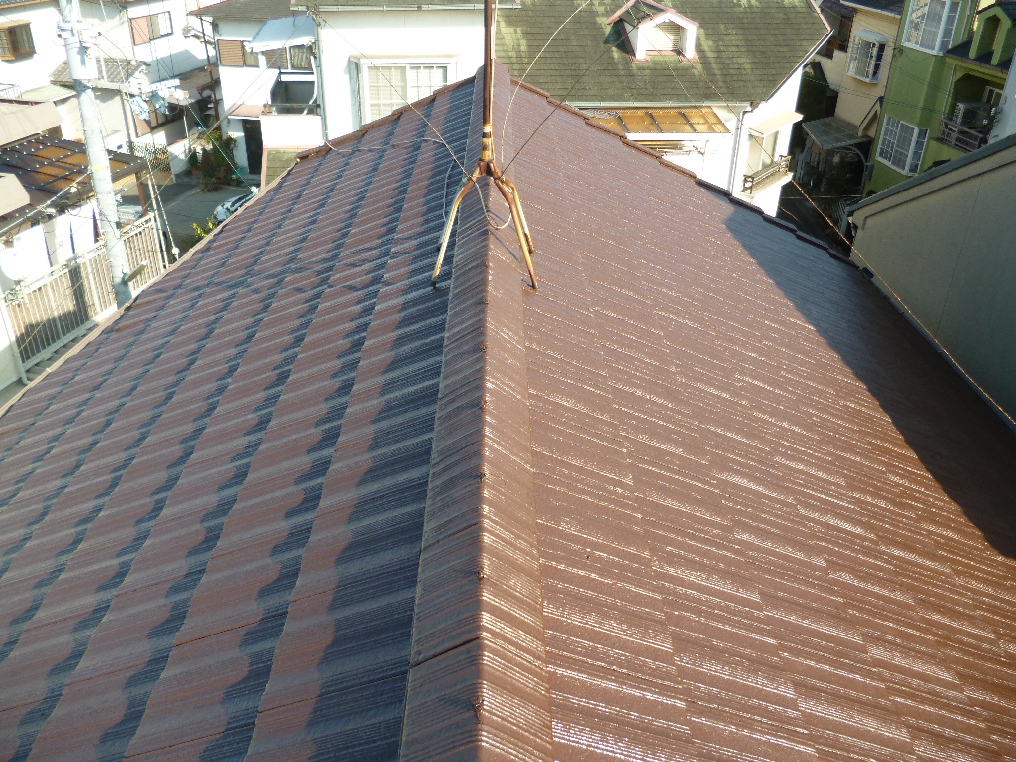 屋根（ｾﾒﾝﾄ瓦）塗装工事　八尾市　