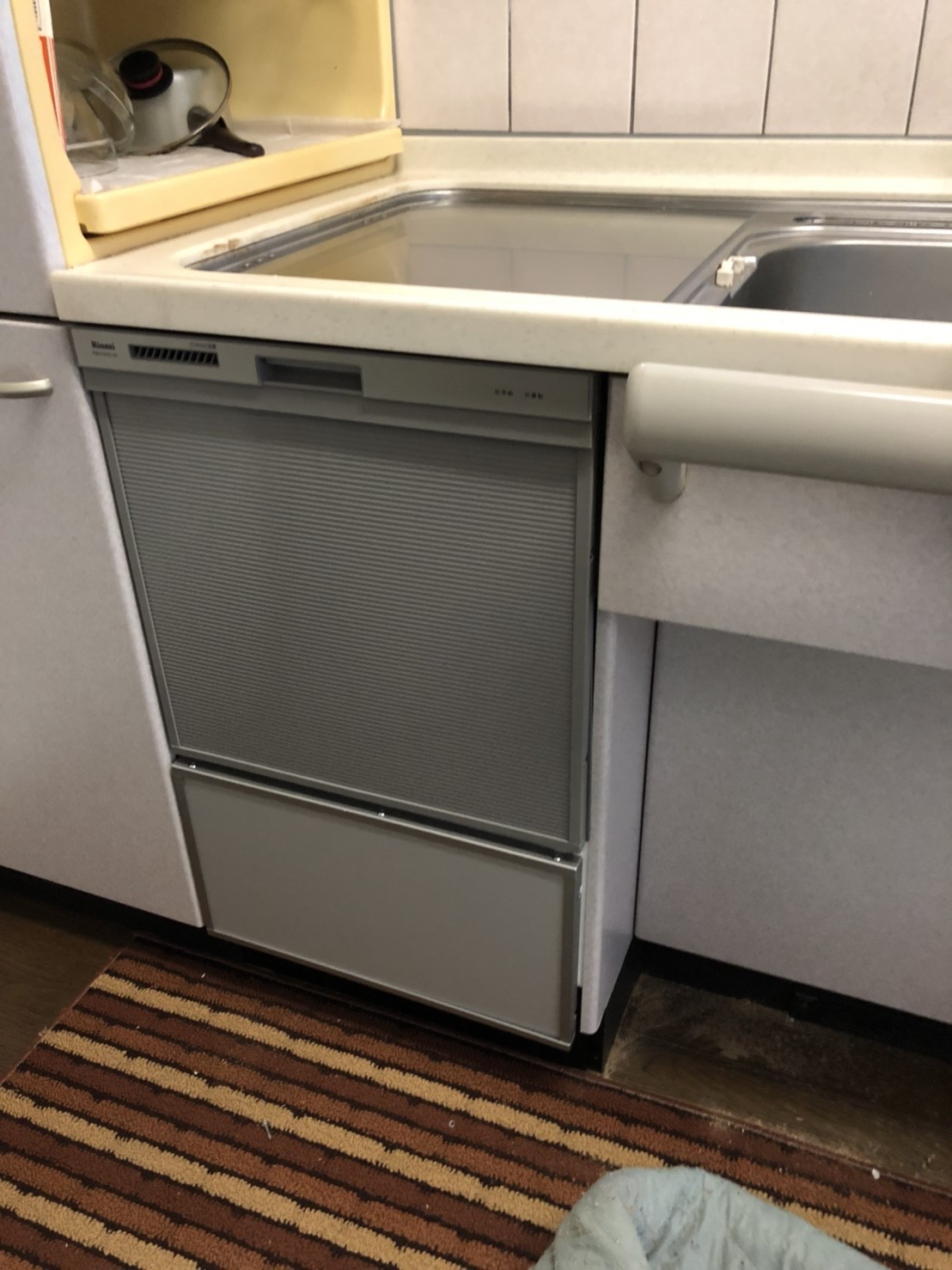 八尾市で食洗機をフロントオープン式に取替させていただきました。