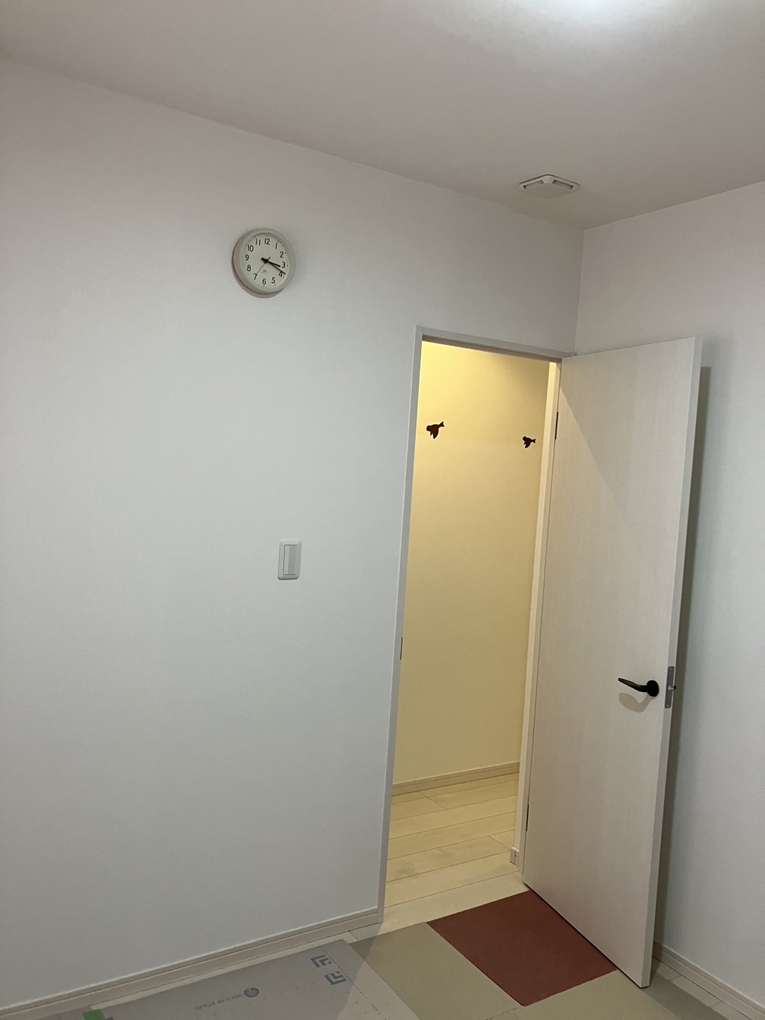 八尾市で吹き抜けを洋室にリフォームさせて頂きました！