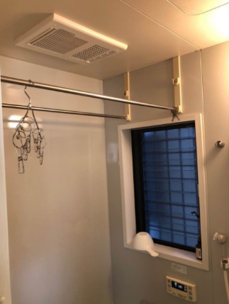 浴室リフォーム（窓）_工事前.